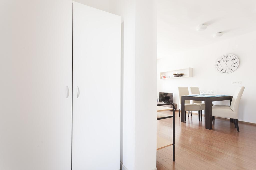 Apartments Kump Ровин Екстериор снимка